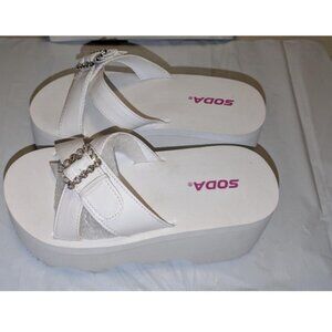 VTG Deadstock SODA Sporty Cheer White Out Platform Sandals Womens 6.5 NEW